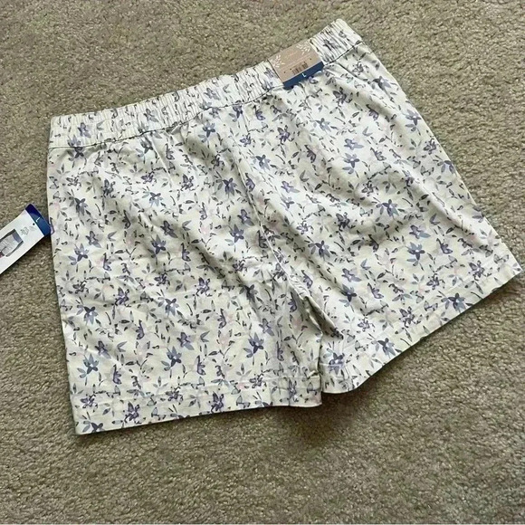 Jachs Girlfriend NWT Stretch Satin Chino Shorts Floral Women Size Large 1751946 - Picture 2 of 11
